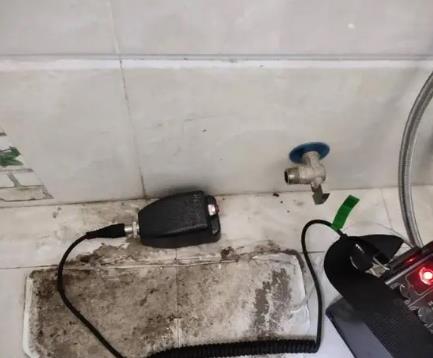喀什地屋顶漏水维修公司分享下卫生间漏水的危害及解决方法